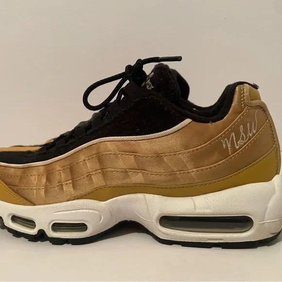 Nike Air Max 95 LX "Wheat Gold" - Picture 3 of 7